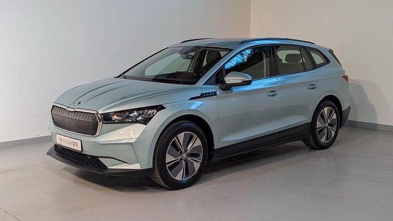 Silber Gebraucht 2021 Skoda Enyaq iV Loft SUV | 24.399 € (Guter Preis) - Bild 1/4