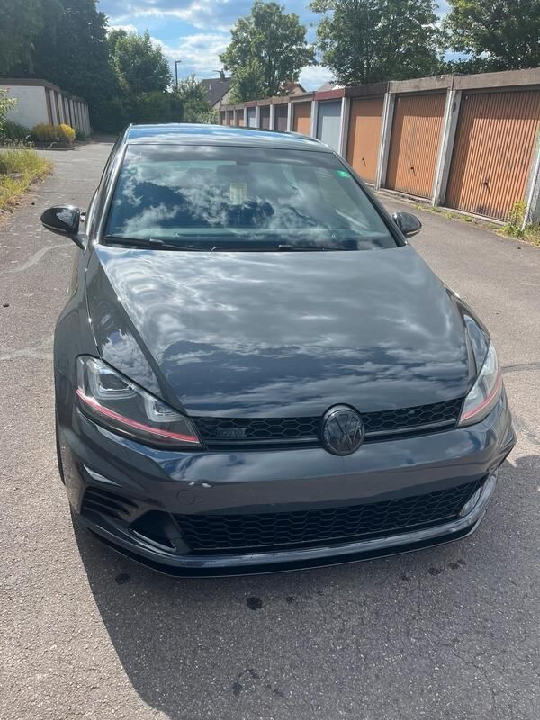 Grau Gebraucht 2017 VW Golf VII GTI Clubsport Limousine | 28.500 € - Bild 1/4