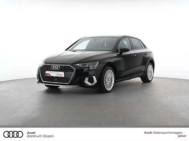 Brillantschwarz Gebraucht 2023 Audi A3 Sportback e-tron Advanced Plus Kleinwagen | 22.840 € (Guter Preis) - Bild 1/3