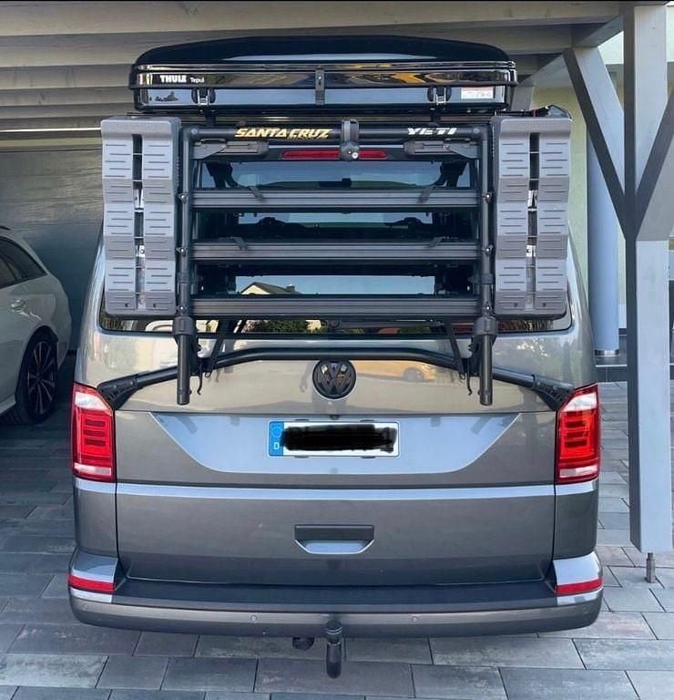 Gebraucht VW Multivan 150 PS (110 kW) 2018 Grau Van