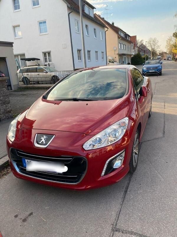 Rot Gebraucht 2013 Peugeot 308 CC Active Cabrio | 8.900 € (Fairer Preis) - Bild 1/4