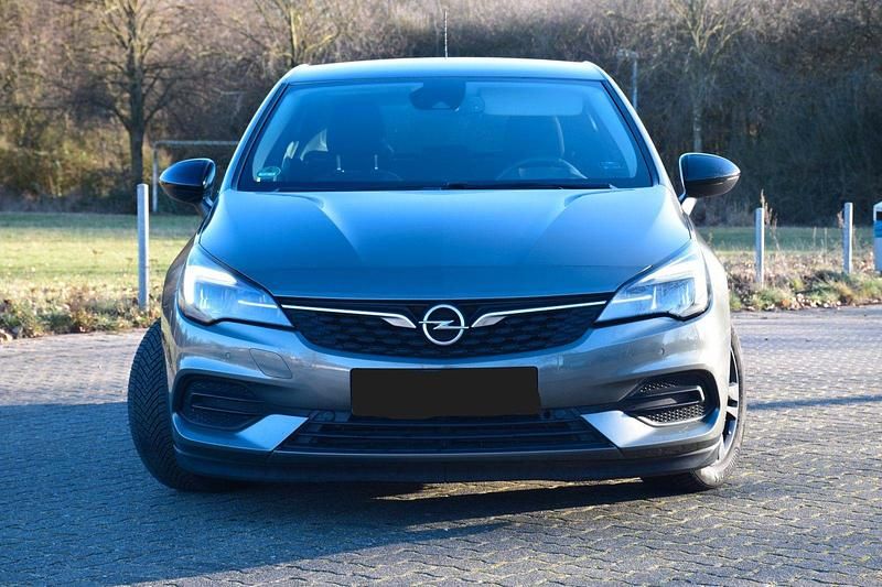 Gebraucht Opel Astra 122 PS (89 kW) 2020 Grau Limousine