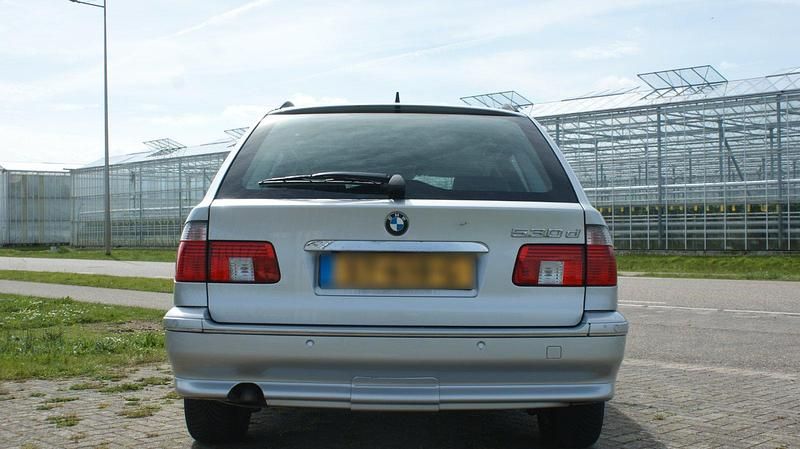 Occasion BMW 530 193 ch (141 kW) 2002 Gris Break