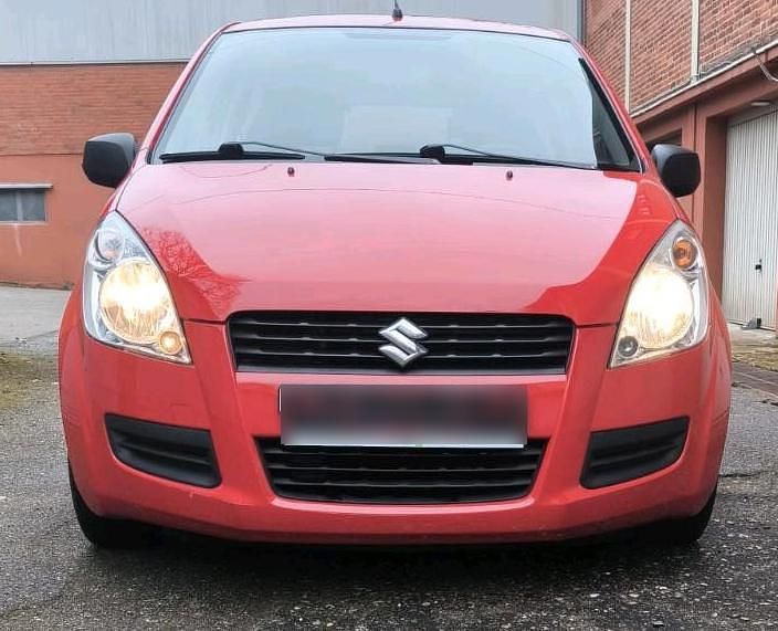 Gebraucht Suzuki Splash 65 PS (47 kW) 2010 Rot Kleinwagen