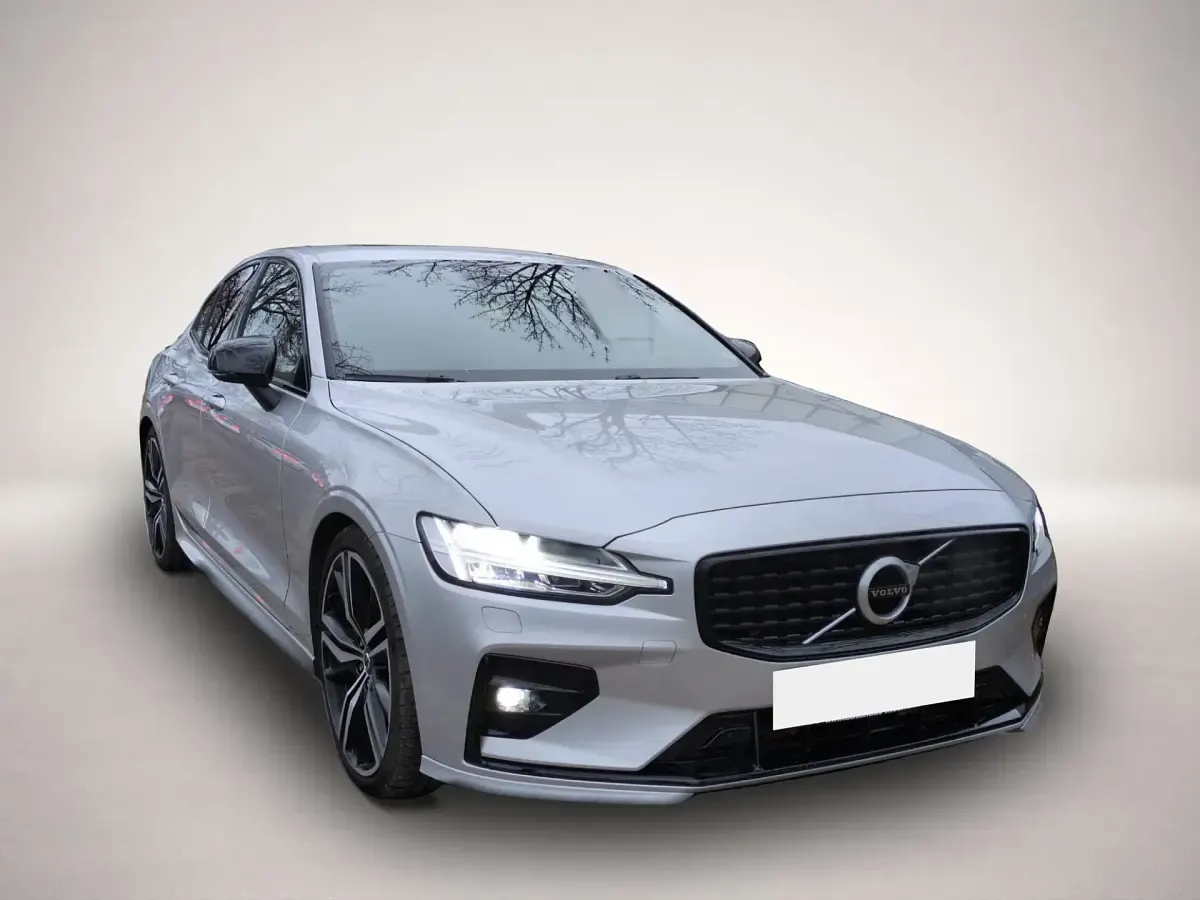 Gebraucht Volvo S60 R-Design 250 PS (183 kW) 2022 Silber Limousine