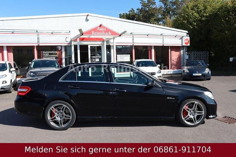 Gebraucht Mercedes E63 AMG AMG 525 PS (386 kW) 2011 Schwarz Limousine