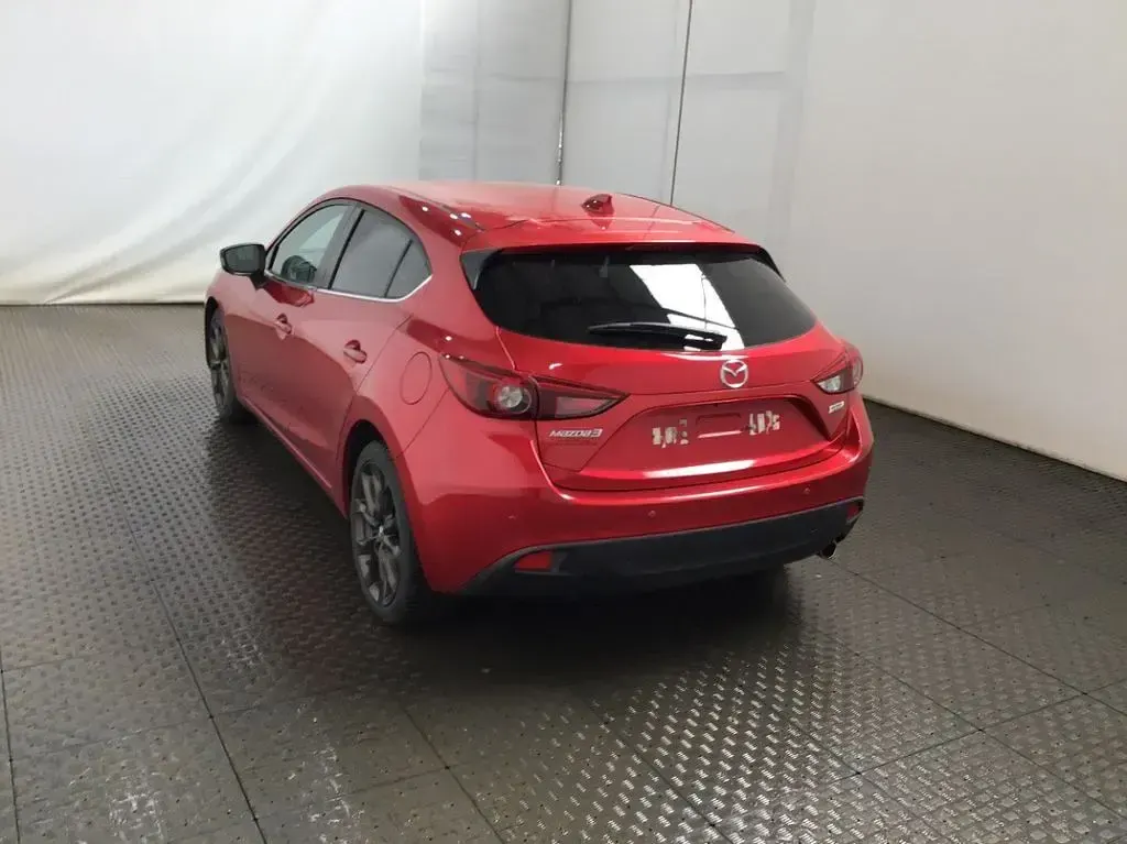 Gebraucht Mazda 3 105 PS (77 kW) 2017 Limousine