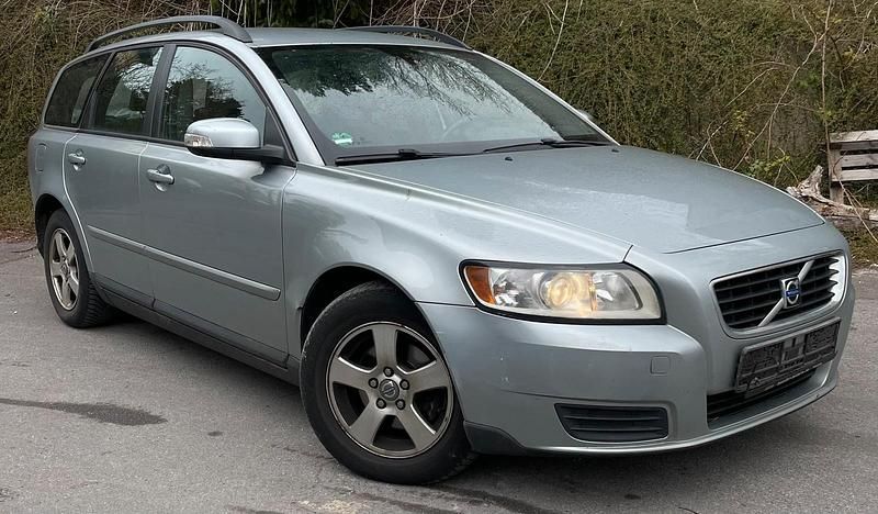Gebraucht Volvo V50 108 PS (79 kW) 2008 Silber Kombi