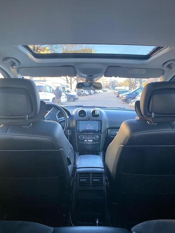 Gebraucht Mercedes ML280 140 PS (102 kW) 2008 Schwarz SUV