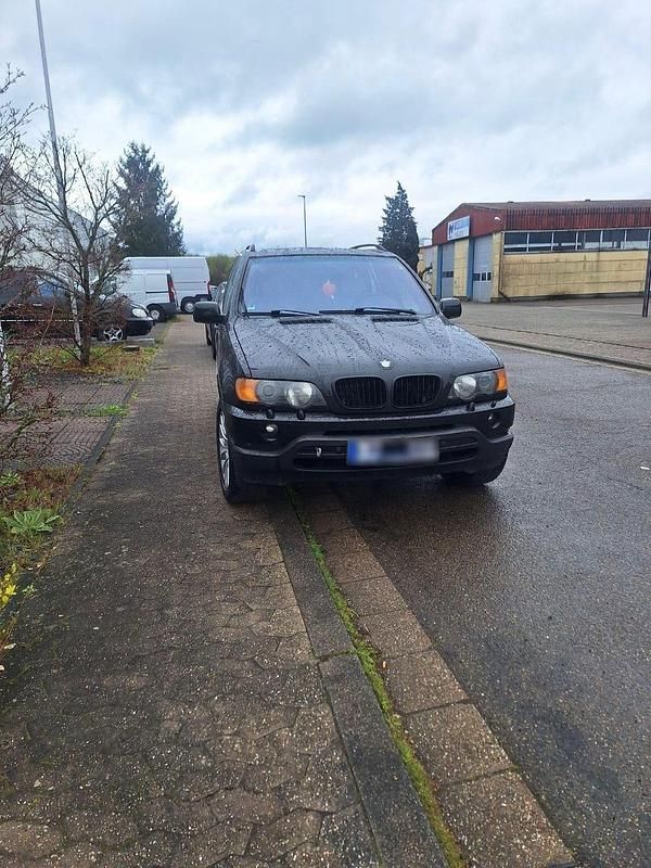 Second-hand BMW X5 180 CP (132 kW) 2002 Negru SUV