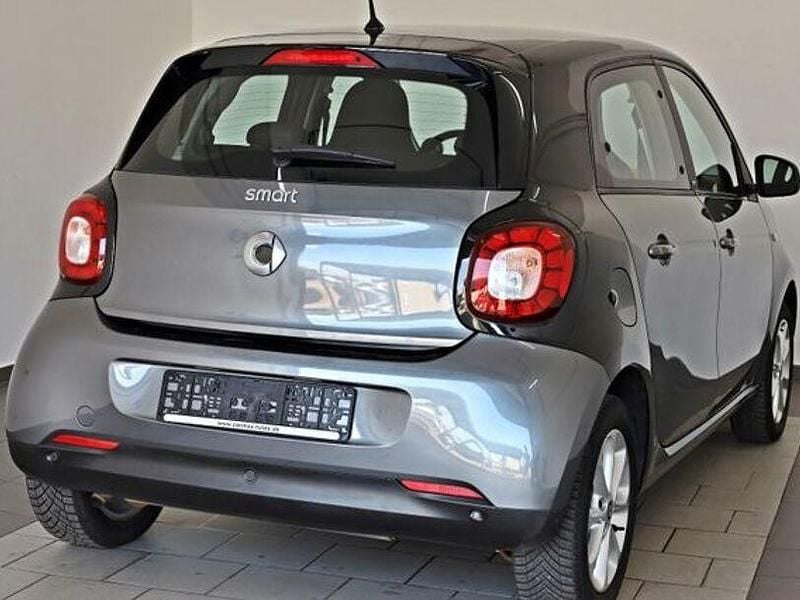 Gebraucht Smart ForFour Passion 90 PS (66 kW) 2017 Grau Kleinwagen