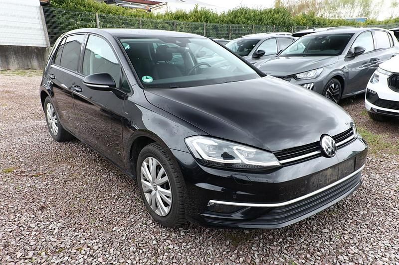 Gebraucht VW Golf VII Join 116 PS (85 kW) 2019 Schwarz metallic