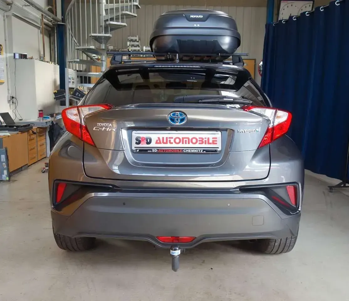 Gebraucht Toyota C-HR Team 98 PS (72 kW) 2018 Grau SUV