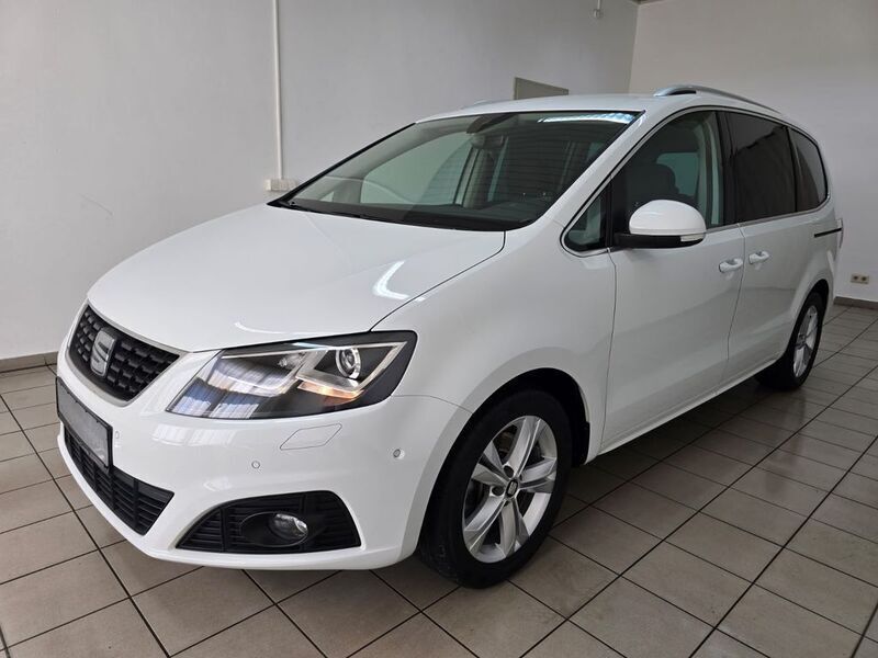 Weiß Gebraucht 2020 Seat Alhambra XCELLENCE Van / Kleinbus | 26.990 € (Guter Preis) - Bild 1/4