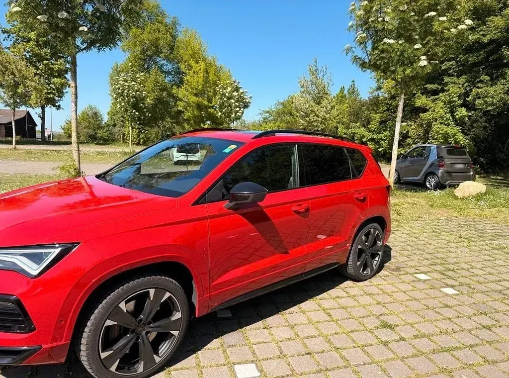 Używany Cupra Ateca VZ 300 KM (220 kW) 2021 Czerwony SUV