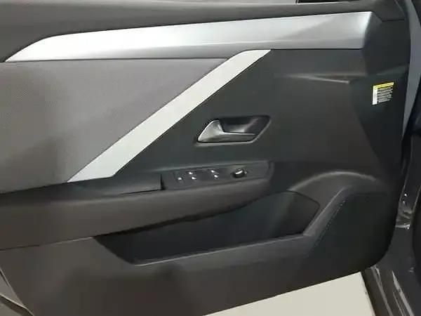 Neu Opel Astra 145 PS (106 kW) 2025 Grafik grau (uni) Kombi