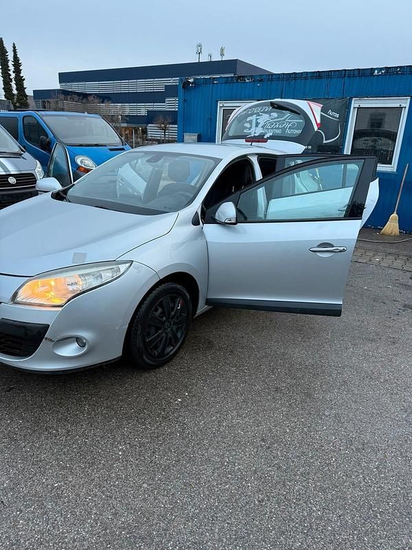 Gebraucht Renault Mégane 131 PS (96 kW) 2009 Grau Limousine