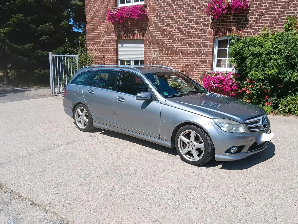 Gebraucht Mercedes C280 238 PS (175 kW) 2008 Grau Kombi