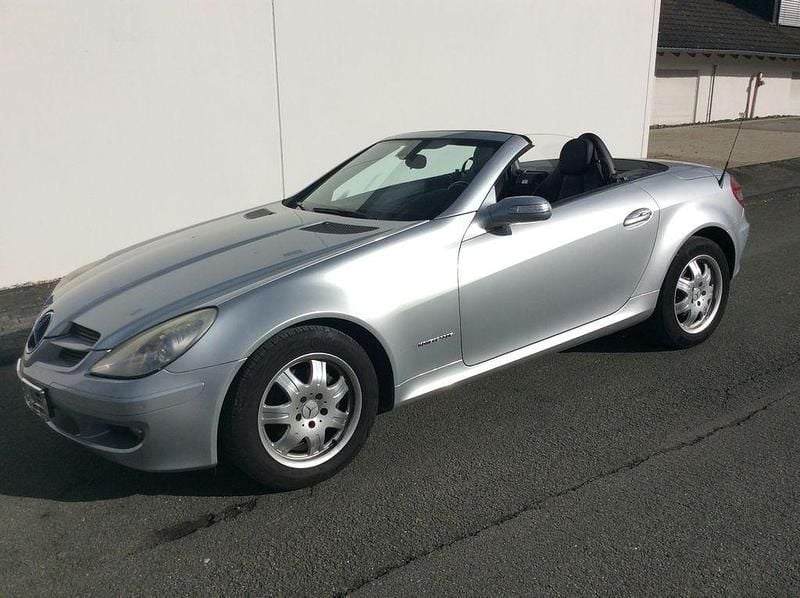 Gebraucht Mercedes SLK200 163 PS (119 kW) 2004 Silber Cabrio