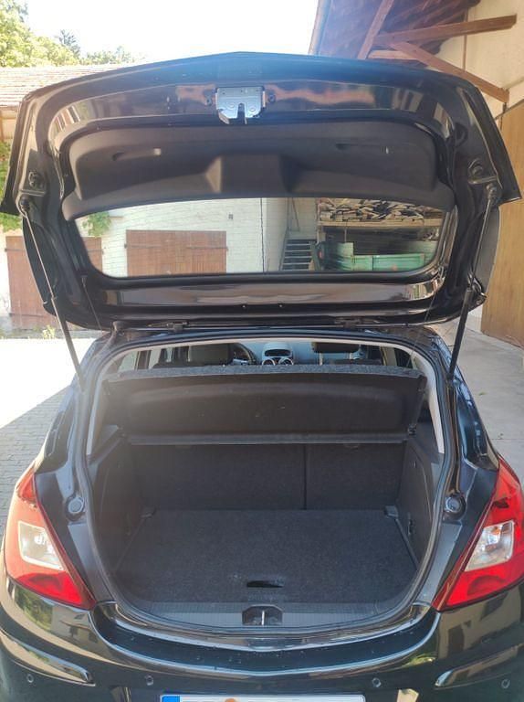 Gebraucht Opel Corsa Innovation 101 PS (74 kW) 2013 Schwarz Kleinwagen