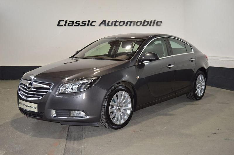 Gebraucht Opel Insignia Innovation 160 PS (117 kW) 2011 Grau Limousine