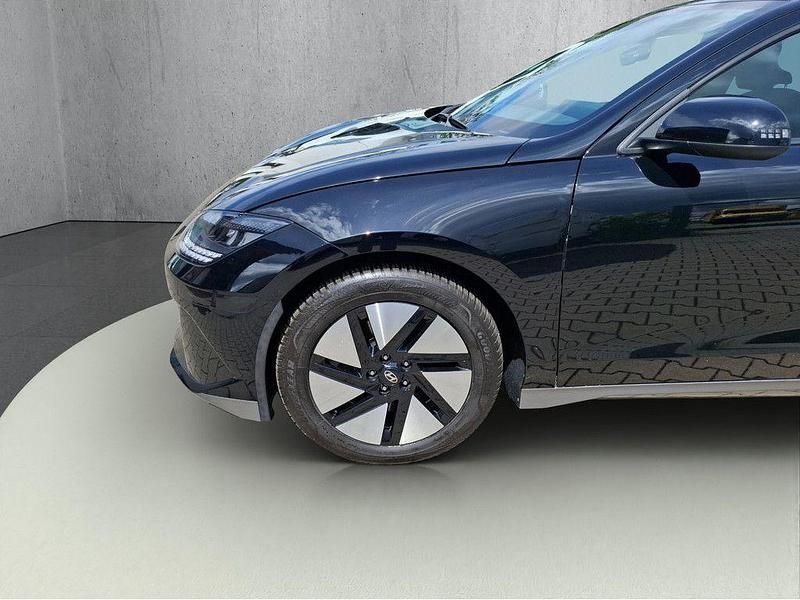 Gebraucht Hyundai Ioniq 6 111 kW (151 PS) 2023 Abyss black Limousine
