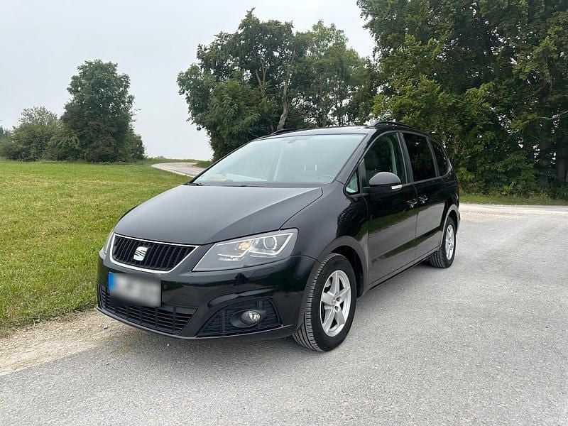 Schwarz Gebraucht 2011 Seat Alhambra Van / Kleinbus | 11.000 € (Superpreis) - Bild 1/4