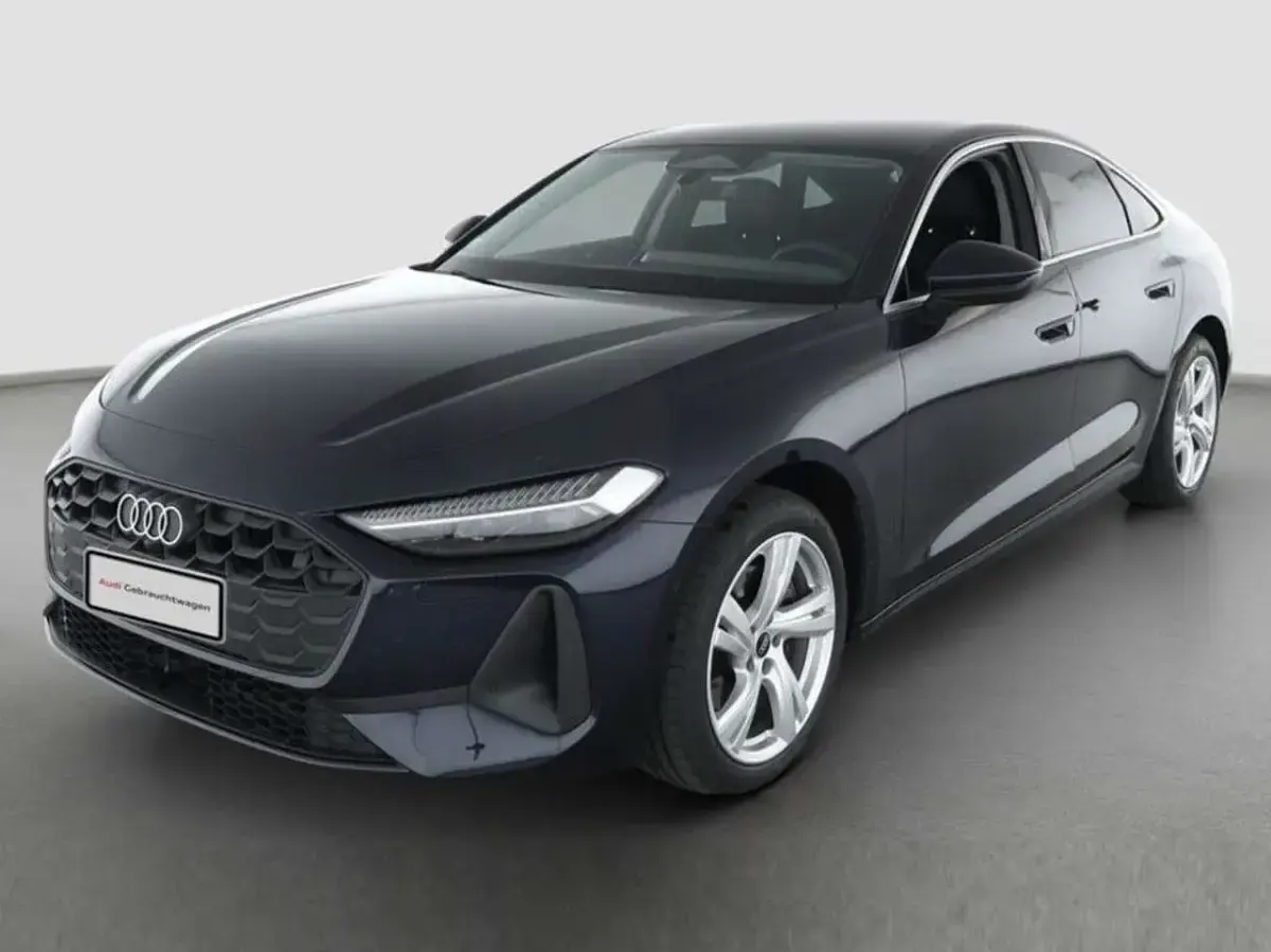 Gebraucht Audi A5 204 PS (150 kW) 2025 Firmamentblau metallic Limousine