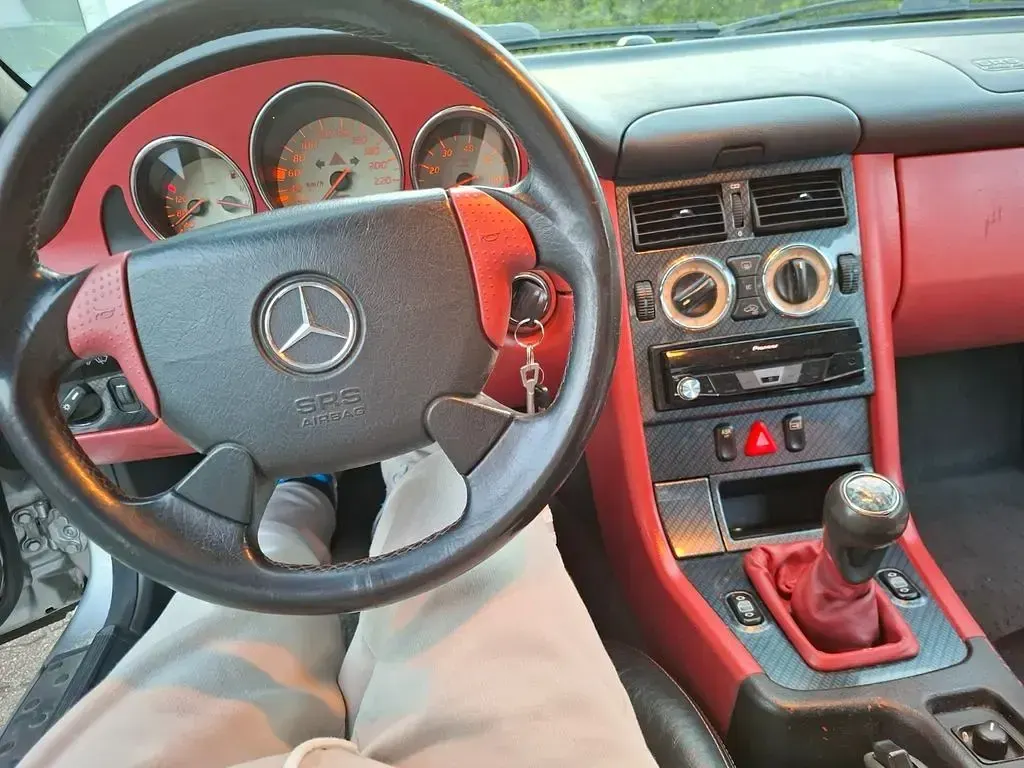 Gebraucht Mercedes SLK200 136 PS (100 kW) 1999 Silber Cabrio