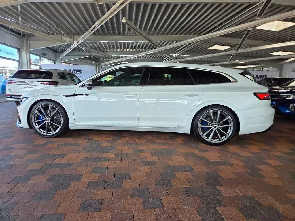 Gebraucht VW Arteon R 320 PS (235 kW) 2023 Weiß Limousine