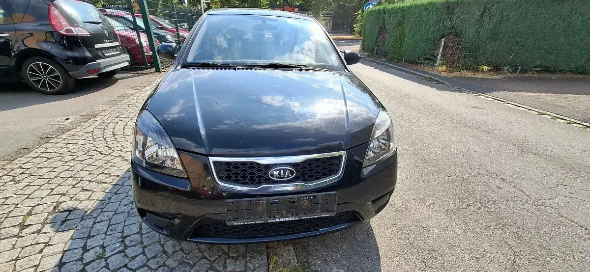 Gebraucht Kia Rio Vision 75 PS (55 kW) 2010 Schwarz Kleinwagen