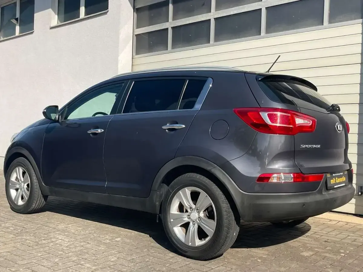 Gebraucht Kia Sportage Vision 135 PS (99 kW) 2013 Dark gun metal SUV