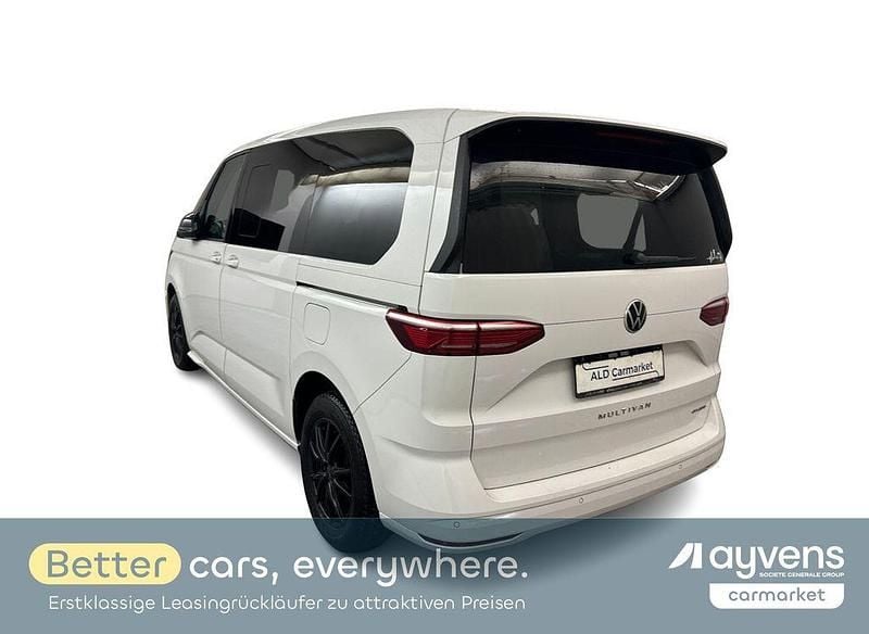 Second-hand VW Multivan 150 CP (110 kW) 2022 Alb Monovolum