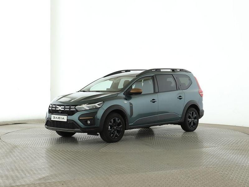 Grün Gebraucht 2025 Dacia Jogger Extreme Van / Kleinbus | 21.490 € (Fairer Preis) - Bild 1/4