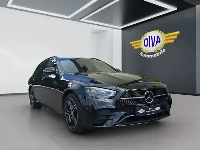 Gebraucht Mercedes E300 AMG line 211 PS (155 kW) 2021 Schwarz Limousine