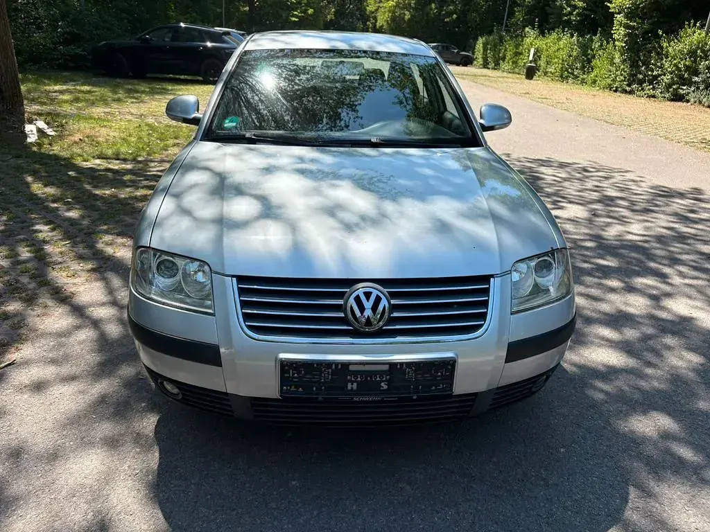 Gebraucht VW Passat 150 PS (110 kW) 2004 Silber Limousine