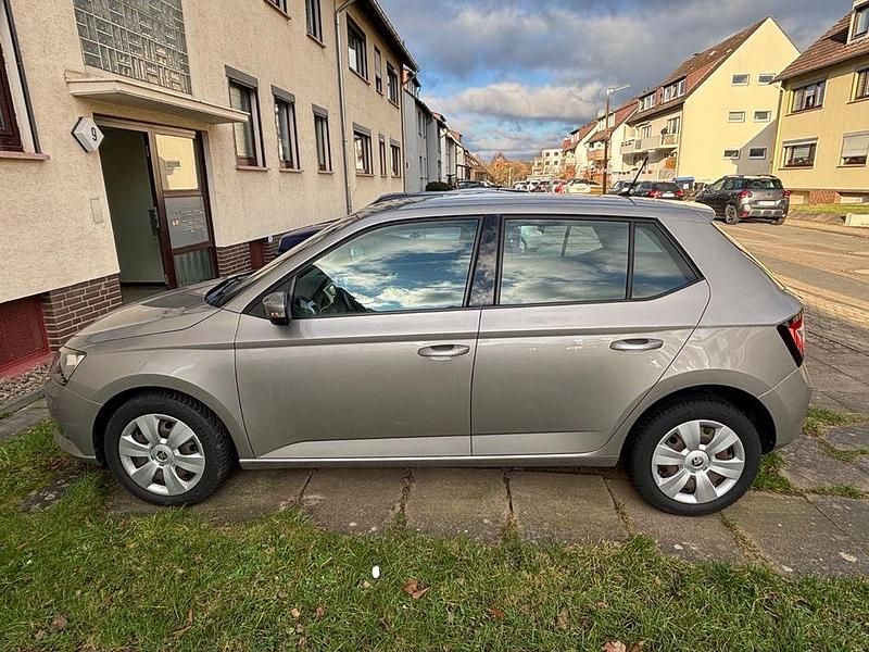 Braun Gebraucht 2018 Skoda Fabia Clever Kleinwagen | 10.500 € (Guter Preis) - Bild 1/4