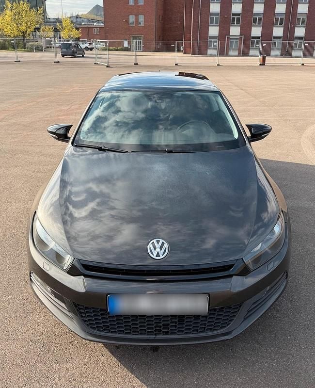 Second-hand VW Scirocco 140 CP (102 kW) 2012 Maro Coupe