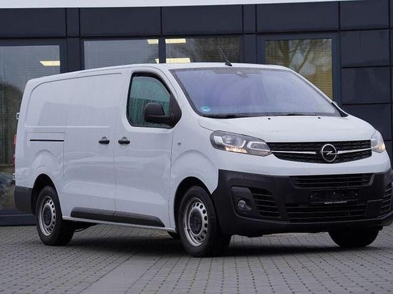 Gebraucht Opel Vivaro 144 PS (105 kW) 2024 Weiss Van / Kleinbus