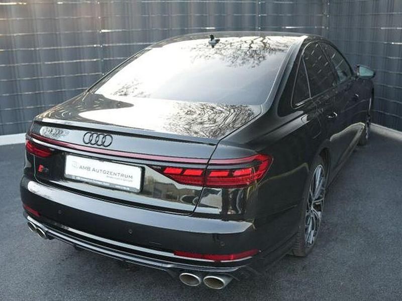 Gebraucht Audi S8 Ambiente 571 PS (419 kW) 2023 Andere Limousine