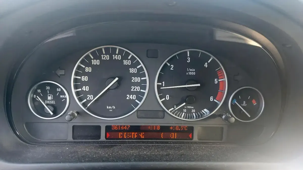 Gebraucht BMW 525 163 PS (119 kW) 2002 Kombi