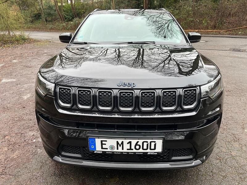 Schwarz Gebraucht 2022 Jeep Compass Summit SUV | 21.900 € (Superpreis) - Bild 1/4