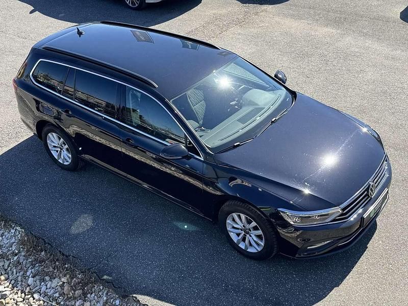 Second-hand VW Passat 150 CP (110 kW) 2023 Negru Break