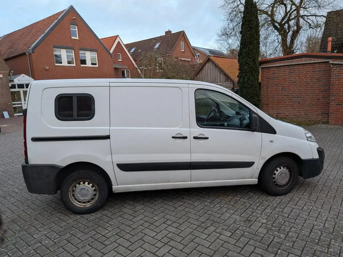 Gebraucht Citroën Jumpy 92 PS (67 kW) 2012 Weiß Van / Kleinbus