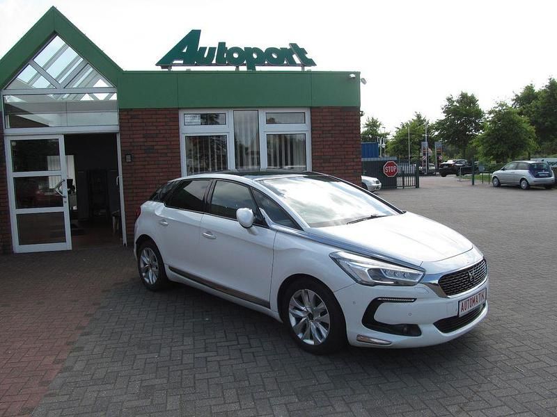 Weiß Gebraucht 2015 DS Automobiles DS5 Kleinwagen | 16.999 € (Teuer) - Bild 1/4