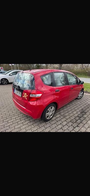 Gebraucht Honda Jazz 90 PS (66 kW) 2013 Rot Kleinwagen