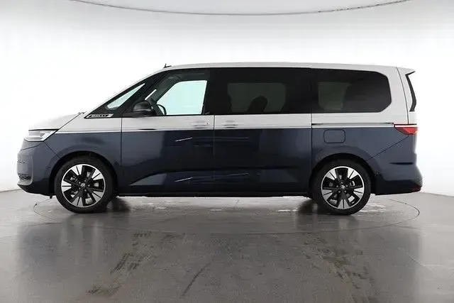 Gebraucht VW Multivan Style 245 PS (180 kW) 2025 Blau Van / Kleinbus