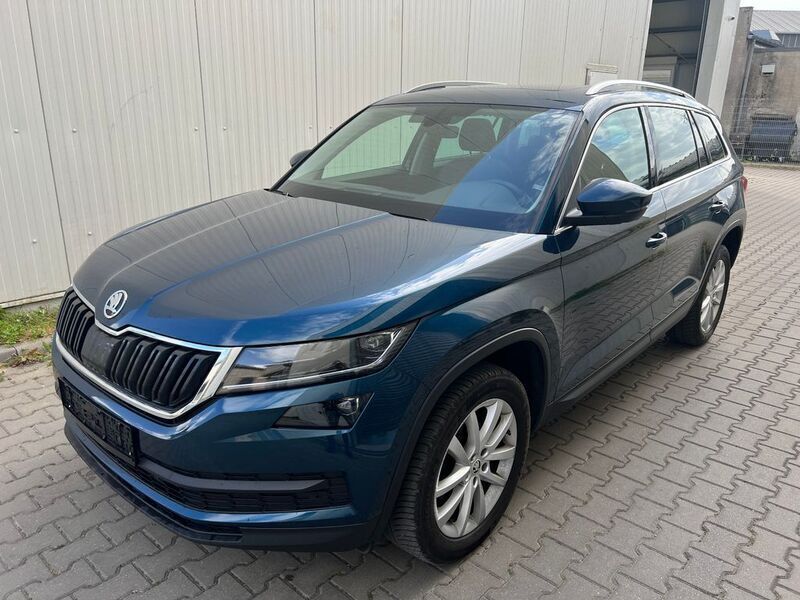 Blau Gebraucht 2019 Skoda Kodiaq Style SUV | 17.999 € (Guter Preis) - Bild 1/4