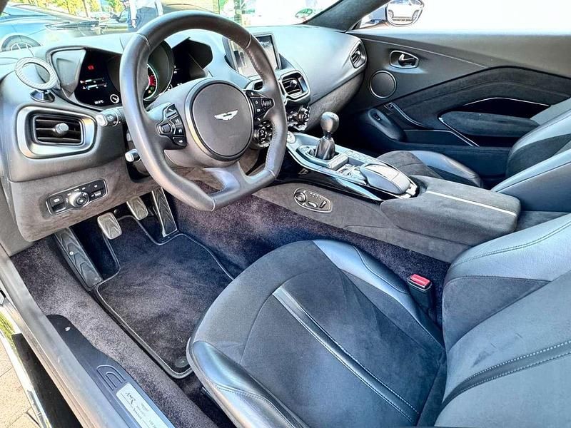 Gebraucht Aston Martin V8 510 PS (375 kW) 2020 China grey Coupé