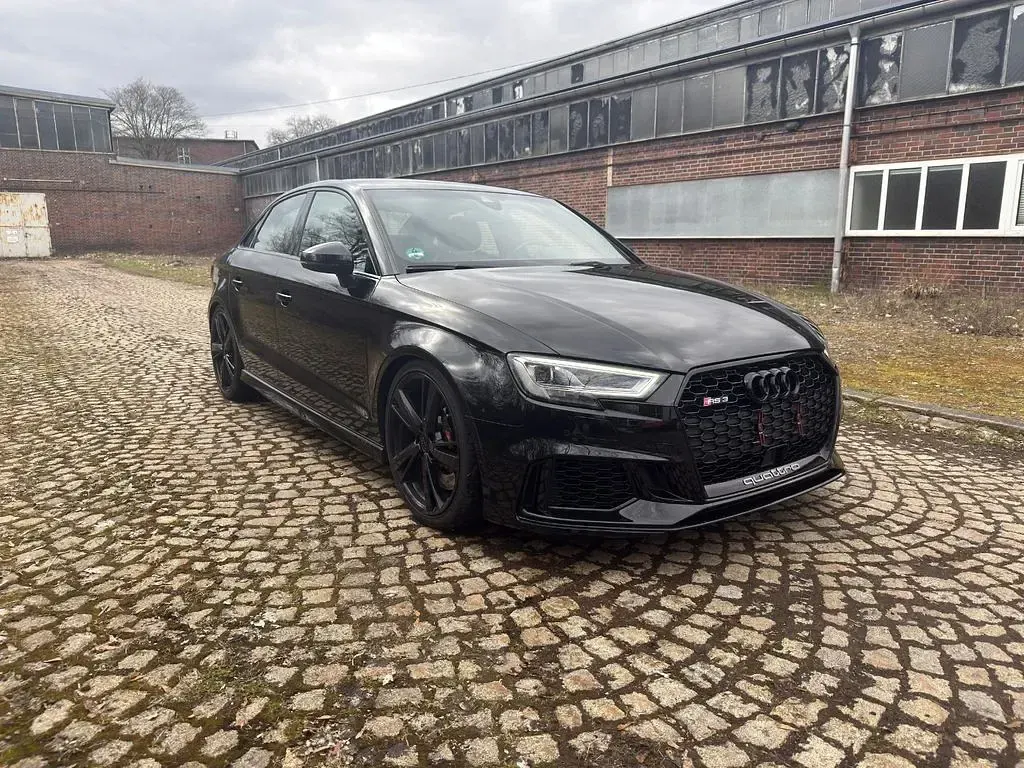 Gebraucht Audi RS3 Sport 400 PS (294 kW) 2018 Schwarz Limousine